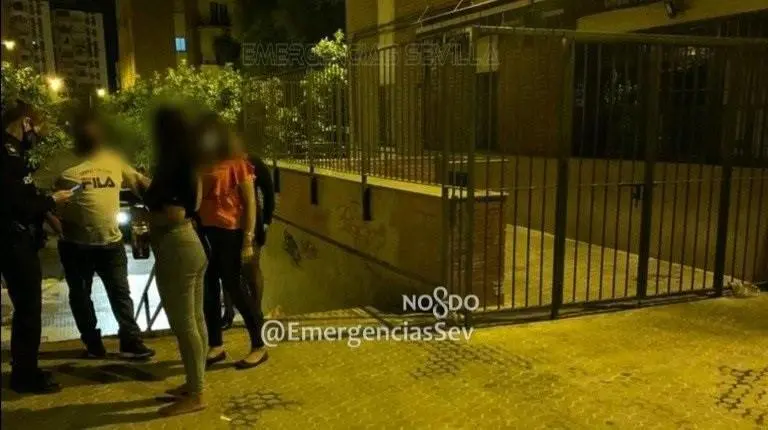 Botellona en Sevilla. - EP