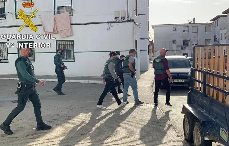 Desarticulan una organizaci&oacute;n dedicada al menudeo de 'coca' y hero&iacute;na en Barbate