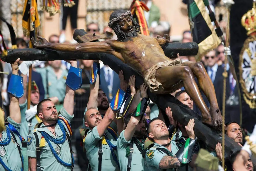 La Legi&oacute;n, en el traslado del Cristo de Mena, en M&aacute;laga, en una imagen de archivo | AI