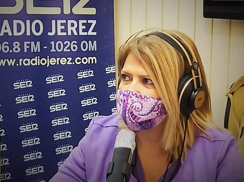 La alcaldesa de Jerez, Mamen S&aacute;nchez, durante la entrevista - jerez.es