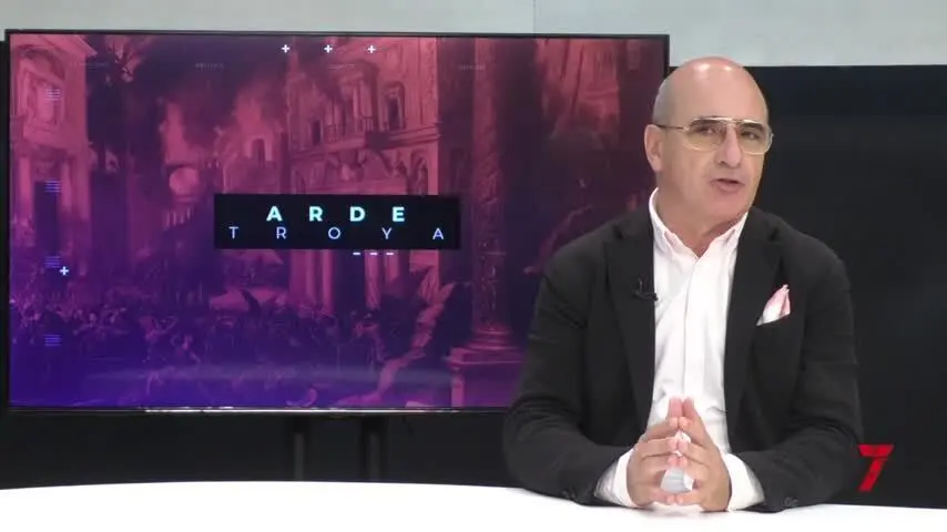 Arde Troya. Mucha iluminaci&oacute;n y pocas luces
