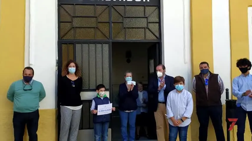 Jerez auxilia al comedor del Salvador tras el robo de 6.000 euros