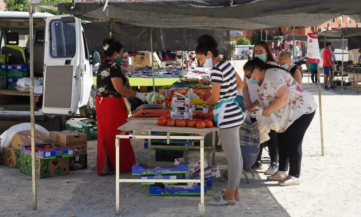 El mercadillo de Cerro Amate. - EP/Archivo