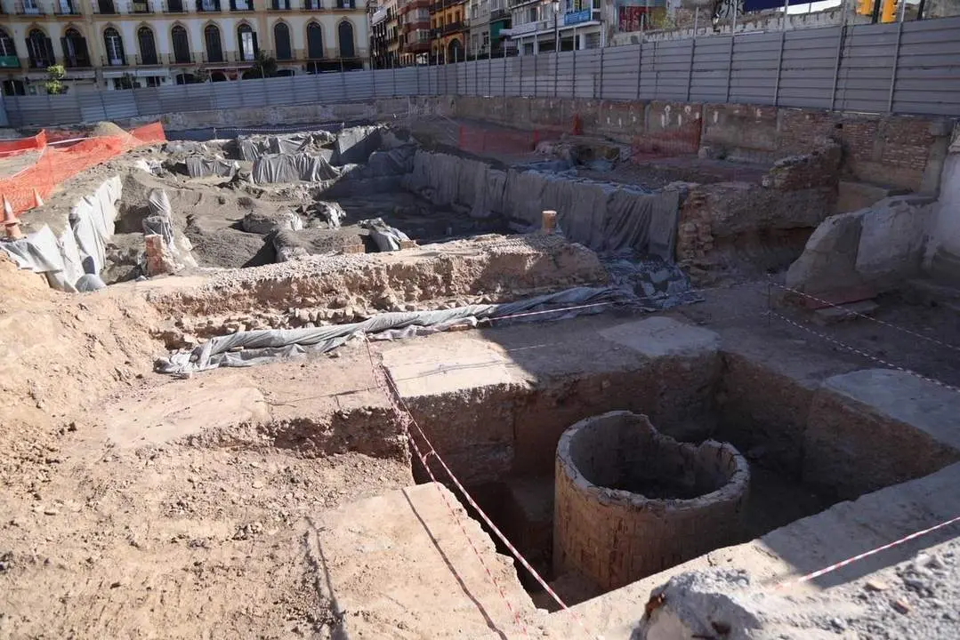 Excavaciones en el solar de los antiguos cines. - Europa Press