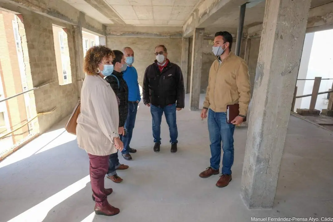 Visita a la rehabilitaci&oacute;n de Doctor Mara&ntilde;&oacute;n. - Manuel Fern&aacute;ndez