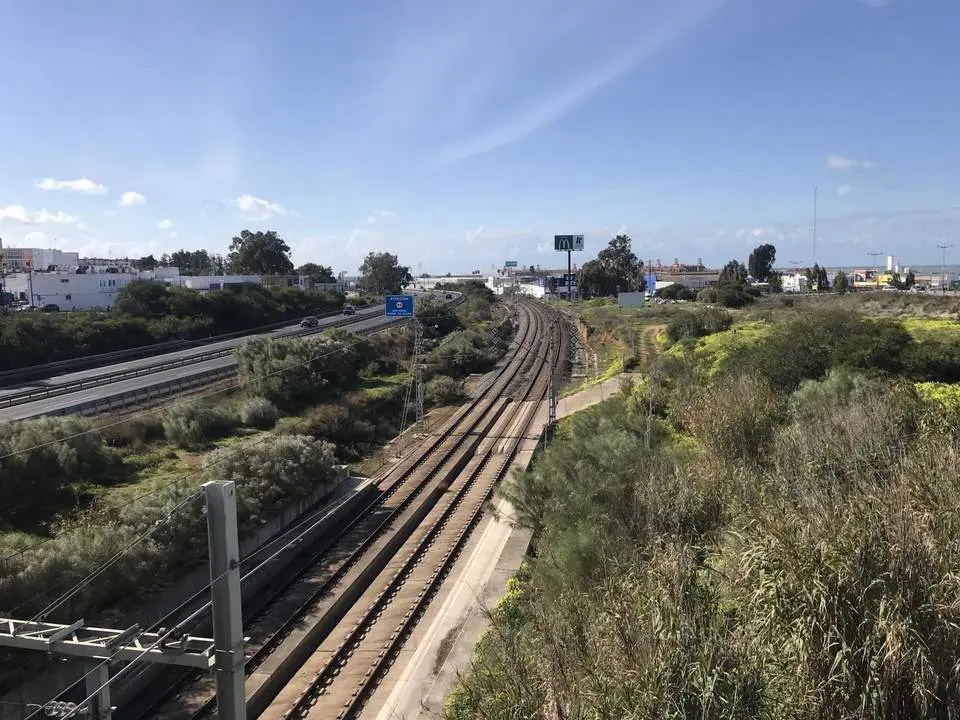 Una barrera al desarrollo de la zona. - San Fernando Informaci?n