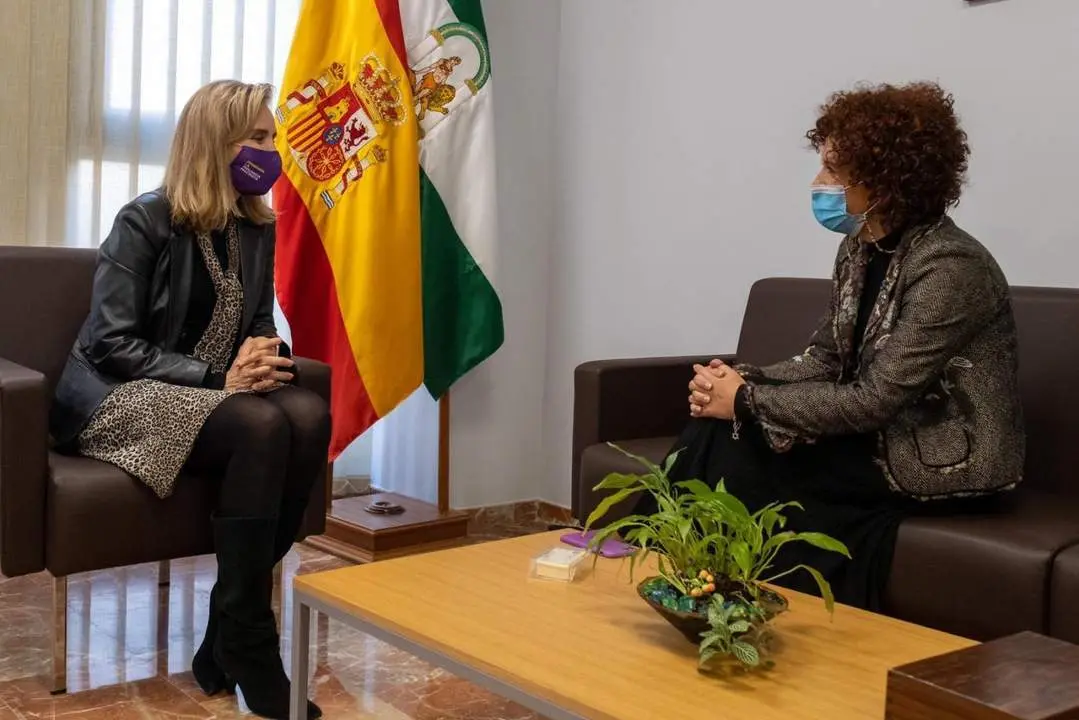 La subdelegada y la presidenta de Diputaci&oacute;n. - VH