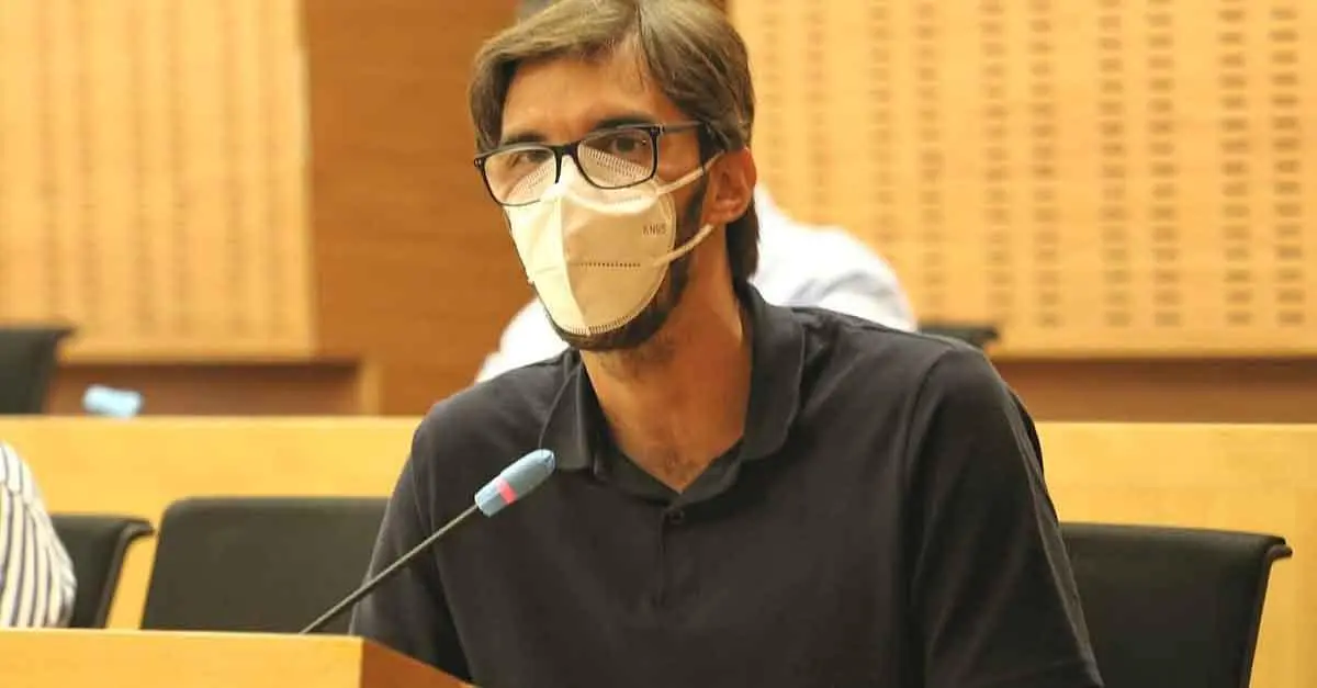 Jos&eacute; Luis Bueno. - Viva