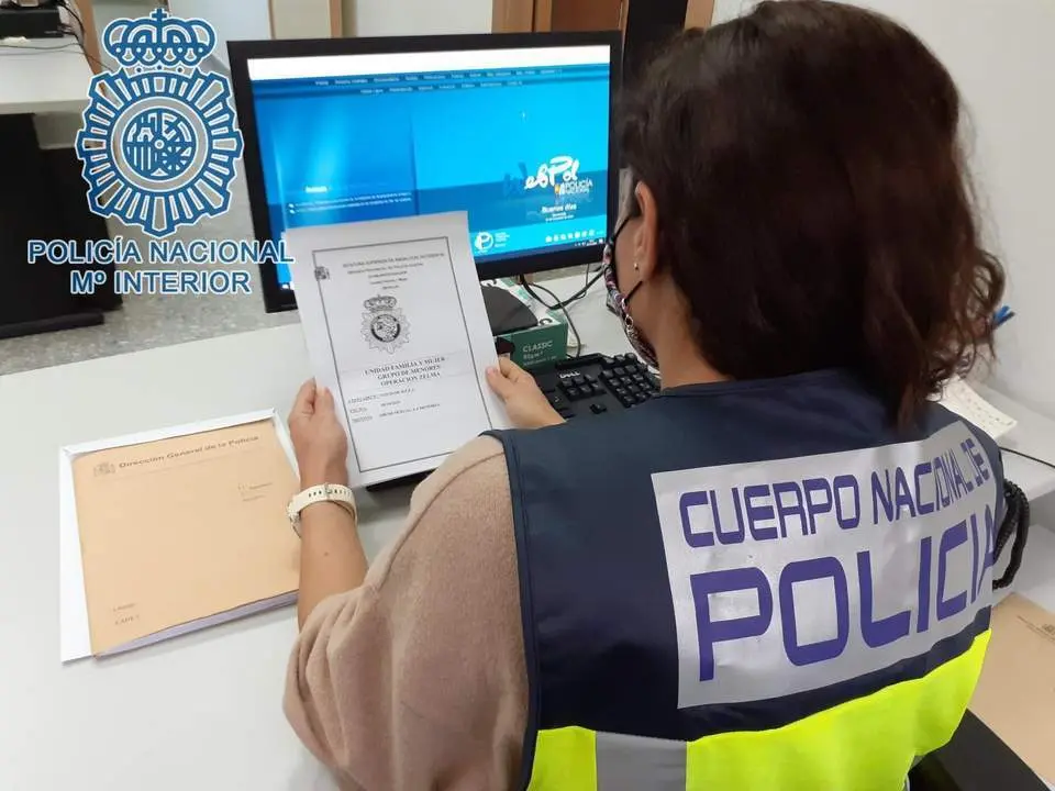 Grupo de menores de la Polic&iacute;a Nacional. - DGP