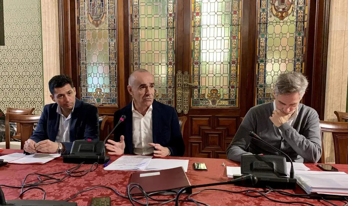 Antonio Mu&ntilde;oz, tras el consejo de la Gerencia de Urbanismo. - Ayto