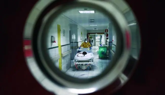 La salida a la crisis del coronavirus sigue sin vislumbrarse. - E. P.