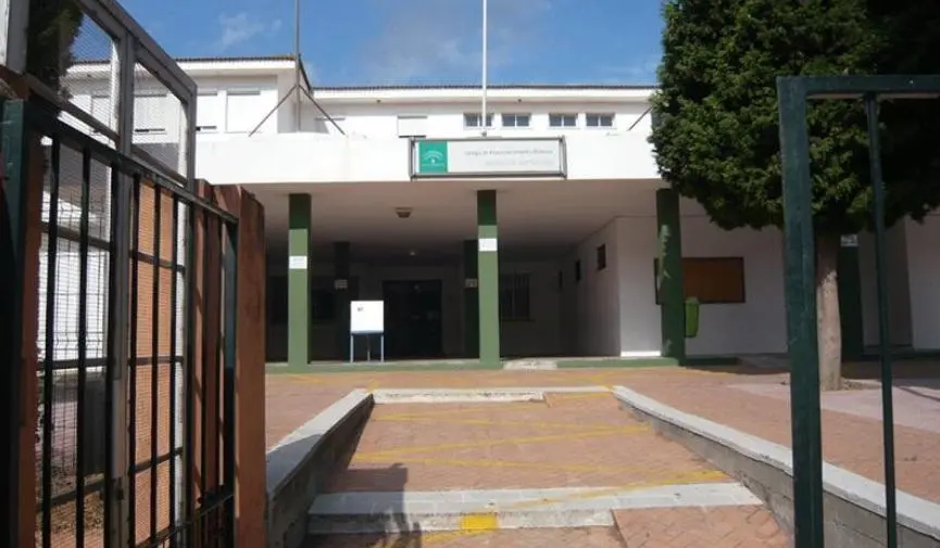 Un colegio barre&ntilde;o. - PSOE Los Barrios