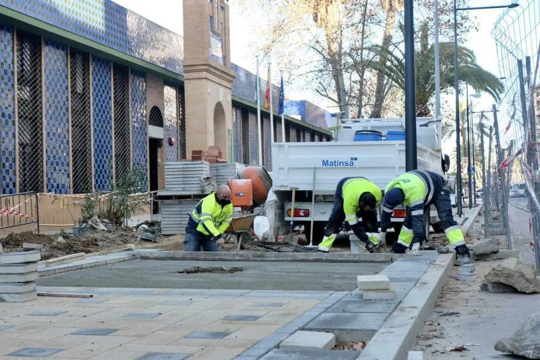 Renovaci&oacute;n del pavimento en la avenida de Alemania. - VH