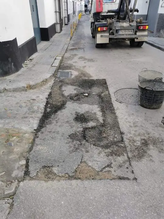 Da&ntilde;os en la calle Carmen Viejo. - Informaci&oacute;n.