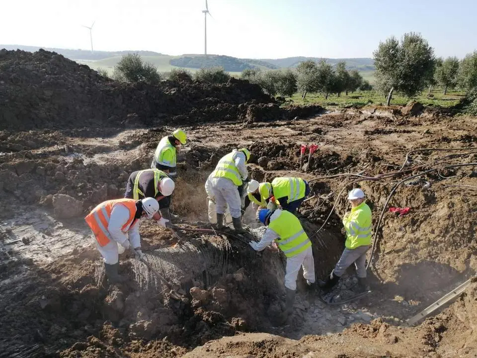 Los trabajos de reparaci&oacute;n en la arteria afectada - CAZG