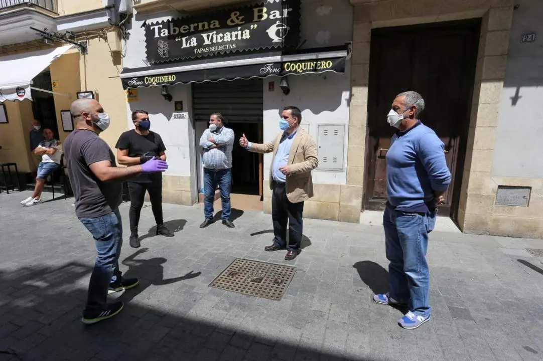 Mart&iacute;nez en el centro portuense. - Viva