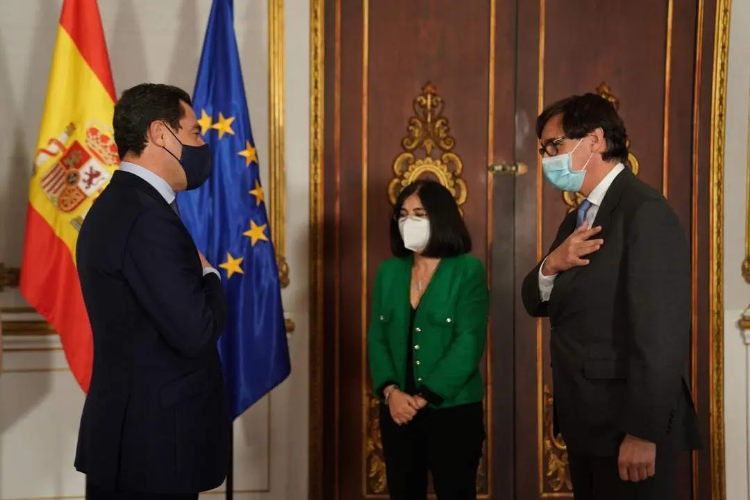 Juanma Moreno recibe a Carolina Darias y Salvador Illa. - EP
