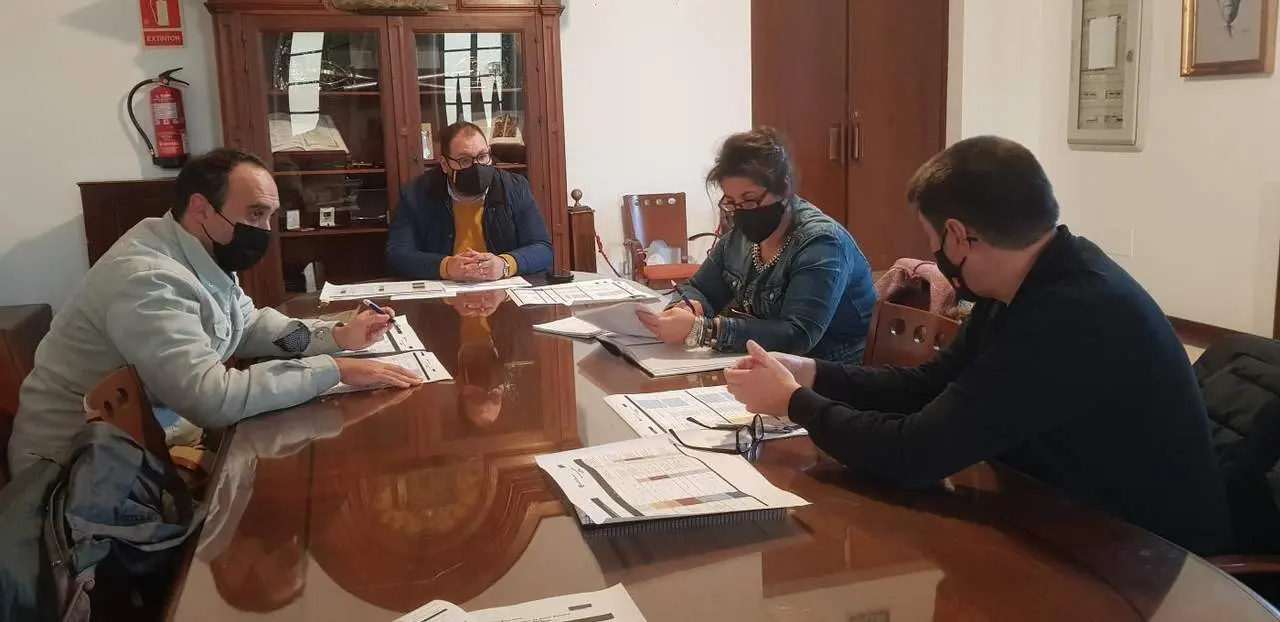 REUNI&Oacute;N BELLO CON REVIVE EL PUERTO - Viva