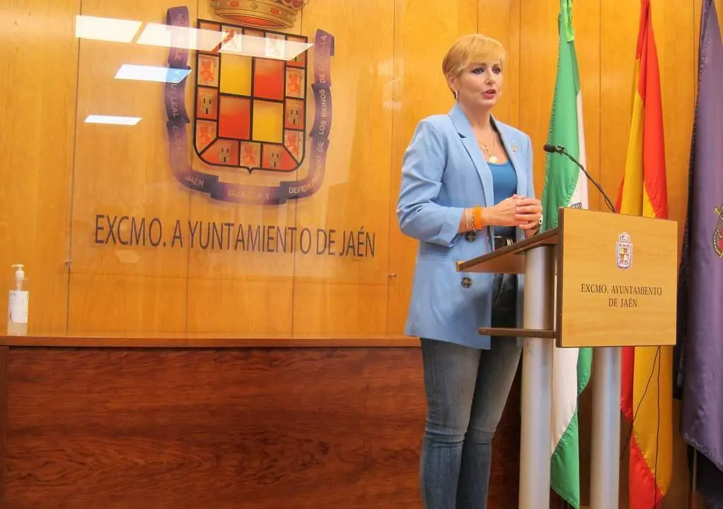 La segunda teniente de alcalde del Ayuntamiento de Ja&eacute;n y concejala de Promoci&oacute;n Econ&oacute;mica, Mar&iacute;a Cantos. - Viva Ja&eacute;n.