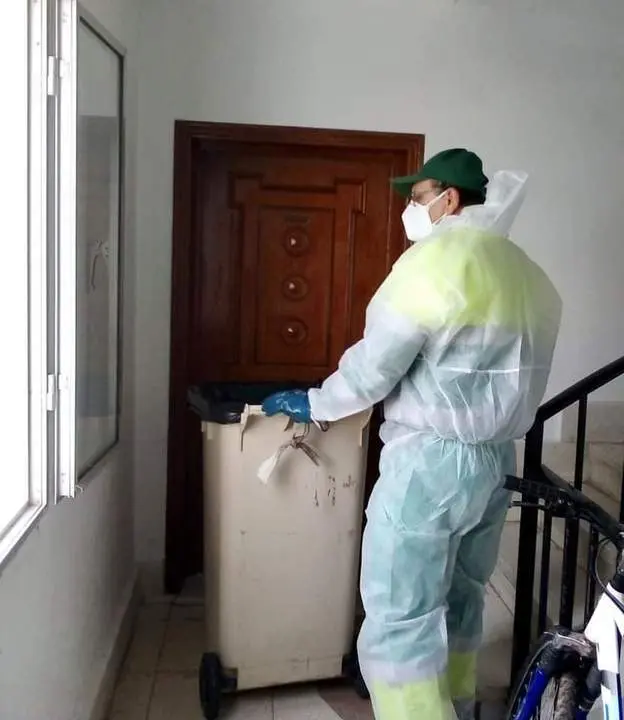 Recogida de basura a domicilio. - A.I.