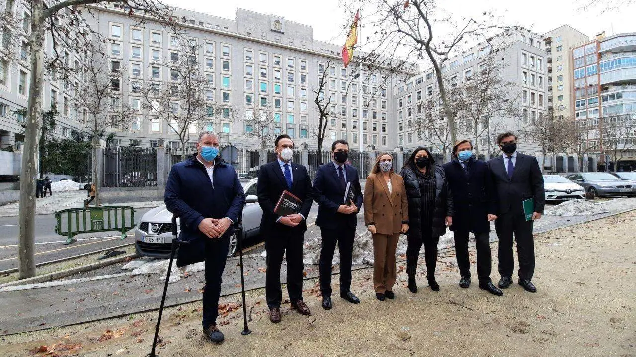 Autoridades que han asistido a la presentaci&oacute;n en Madrid. - Europa Press