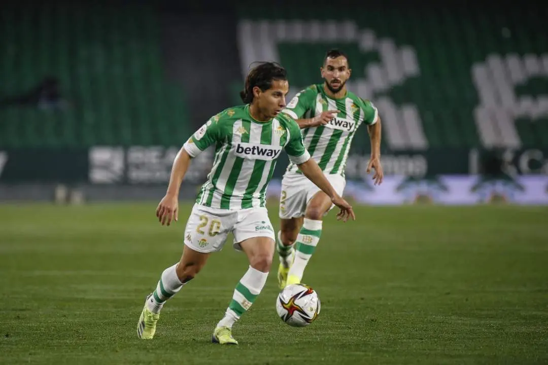 Diego Lainez, durante un partido con el Betis en el Benito Villamar&iacute;n. - rbb