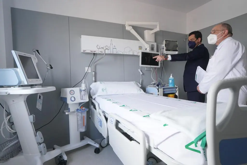 Reapertura del Hospital Militar. - Junta