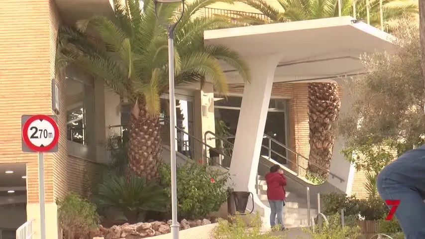 Desciende el n&uacute;mero de hospitalizaciones por COVID en una jornada con 11 fallecidos