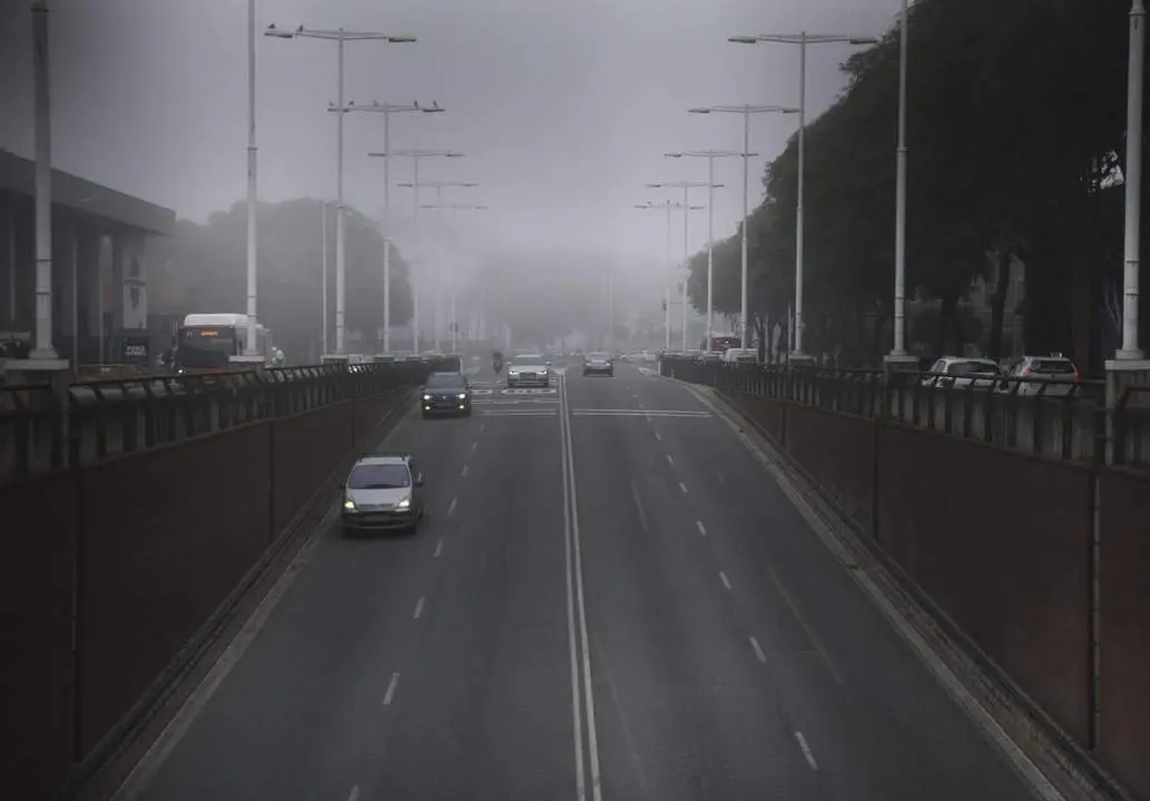 Niebla en Sevilla. - EP