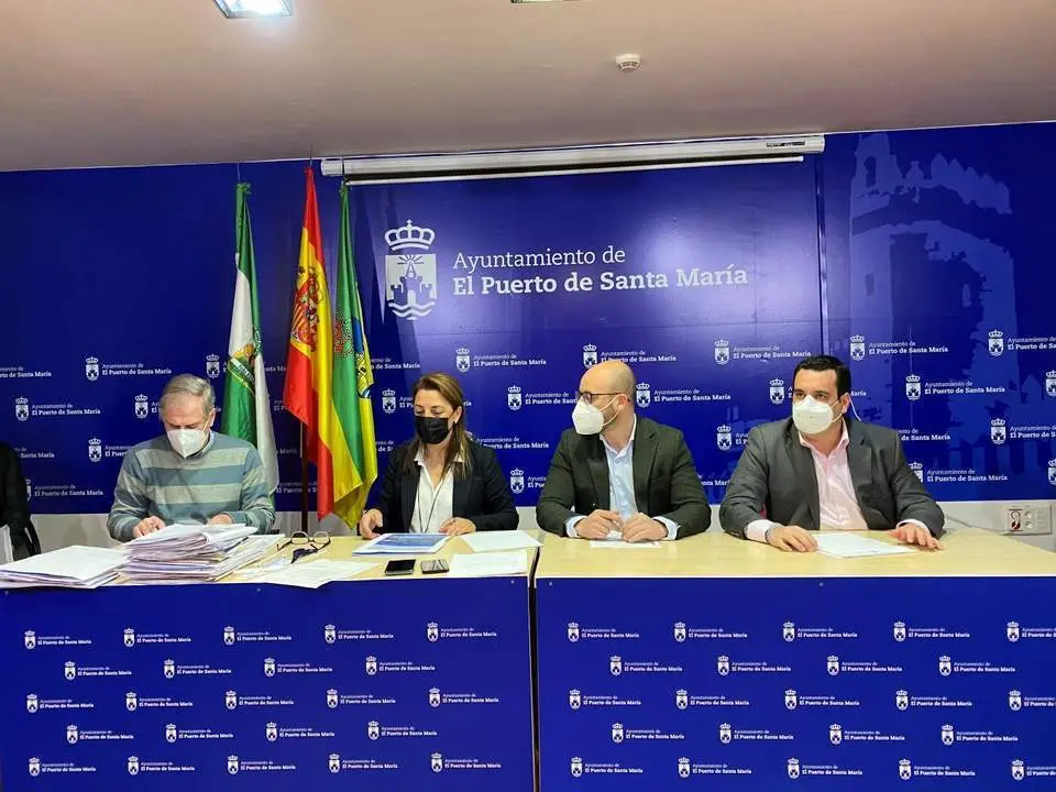 mesa de contrataci&oacute;n para el contrato de mantenimiento urbano. - viva