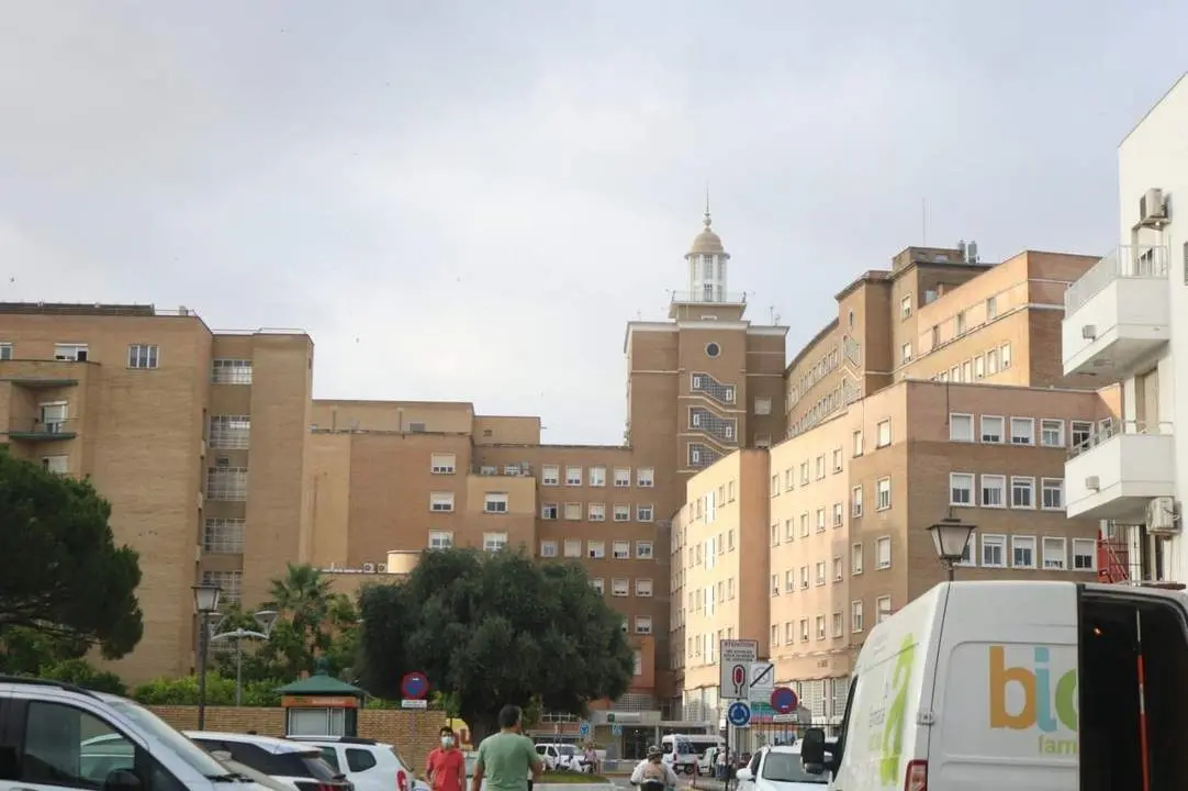 Hospital Virgen del Roc&iacute;o.  - EP
