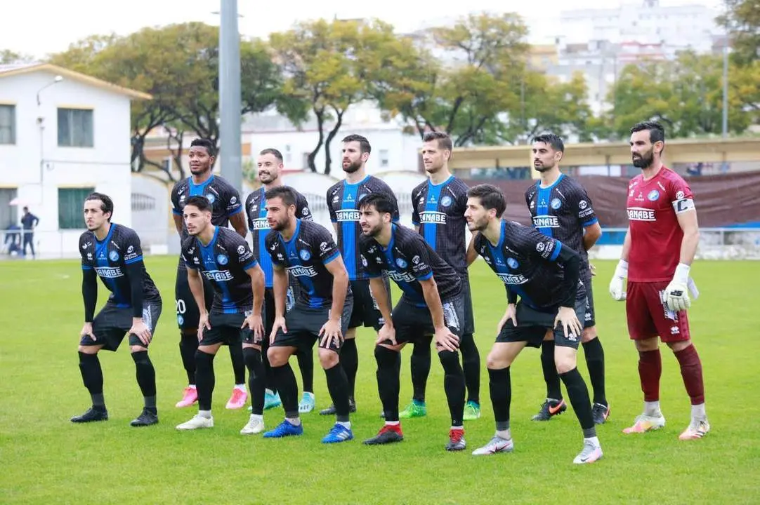 Once del Xerez DFC en La Juventud, donde consigui&oacute; ser el m&aacute;s goleador y menos goleado. - Cristo Garc&iacute;a