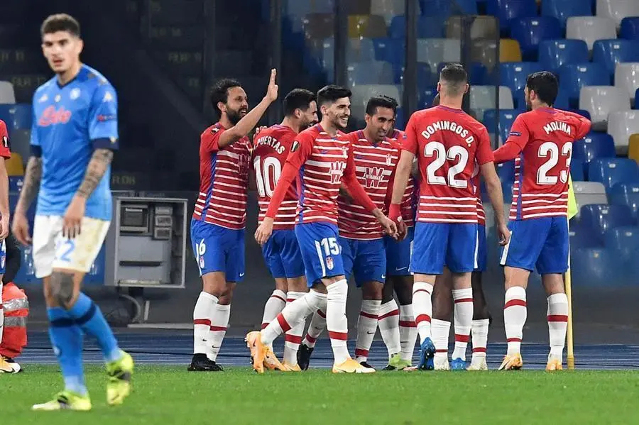 Gol del Granada en N&aacute;poles. - EFE