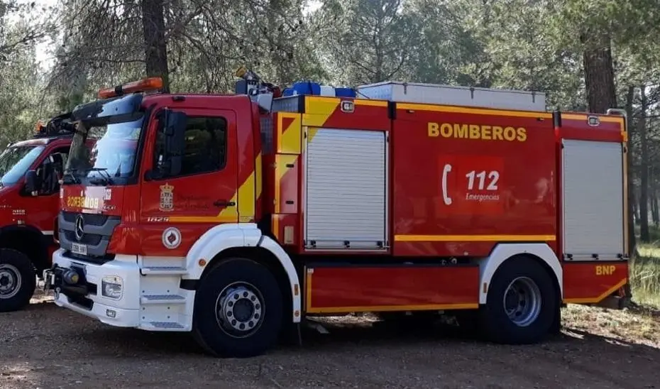 Veh&iacute;culo de bomberos. - 112