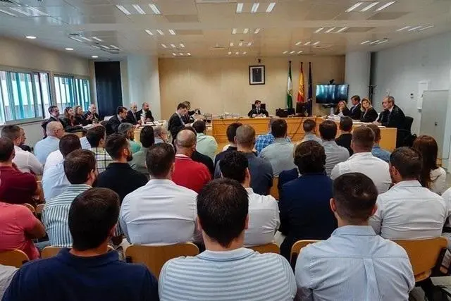 Juicio por las oposiciones a la Polic&iacute;a Local. - EP