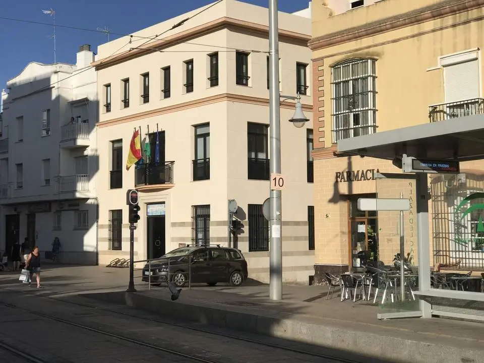 Biblioteca Luis Berenguer. - 