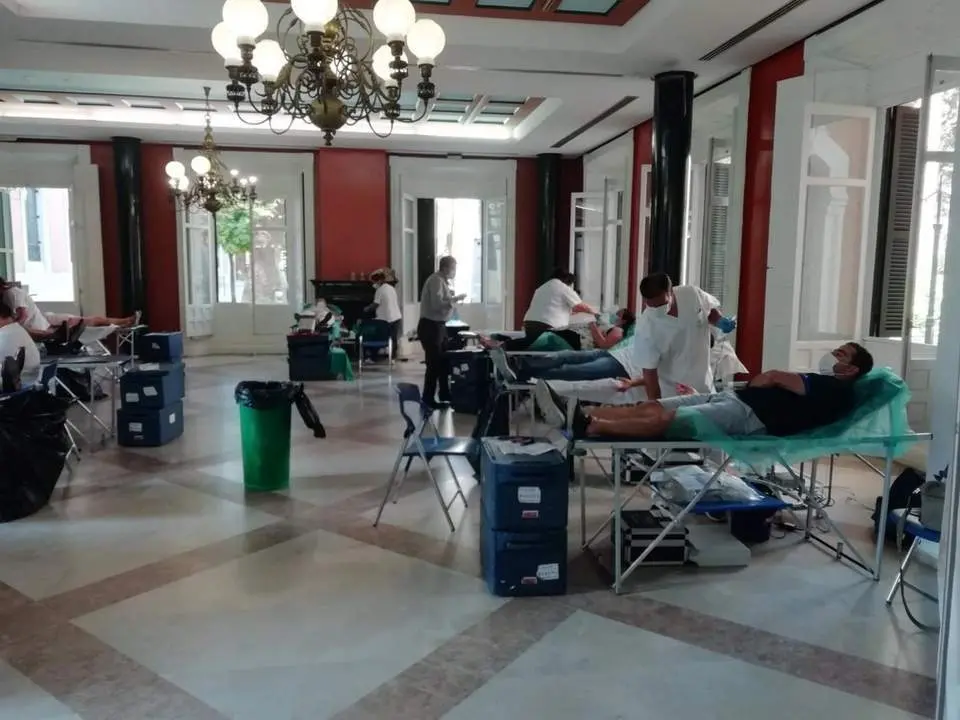Donaci&oacute;n de sangre en la Casa Col&oacute;n. - VH