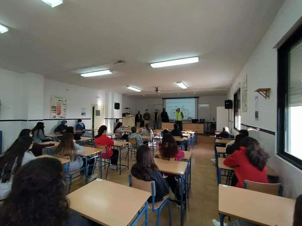 Educaci&oacute;n vial en el IES La Janda.  - A.I.