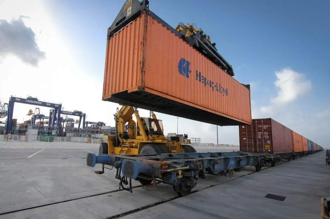 Actividad en la terminal ferroviaria del Puerto de Algeciras. - A. I.