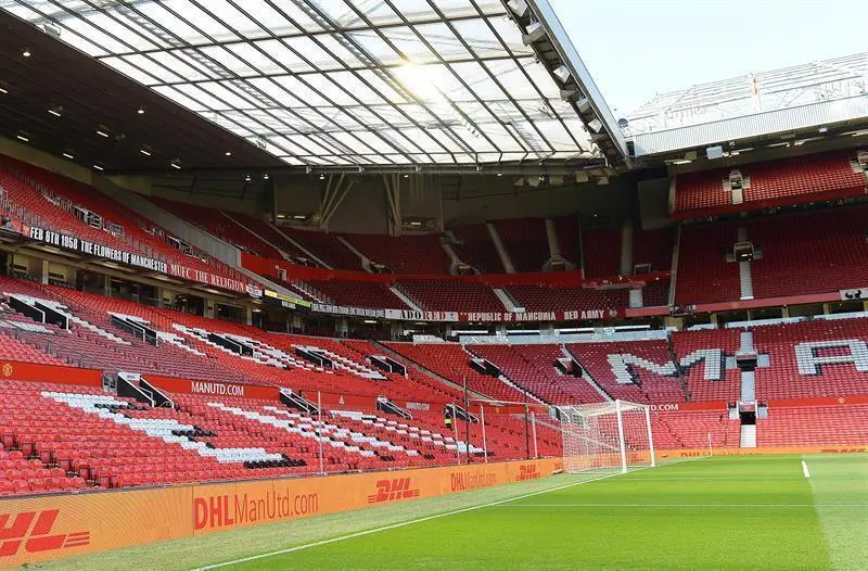 old trafford, vac&iacute;o - efe