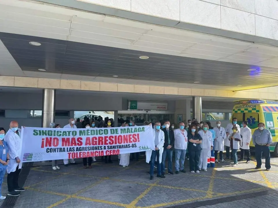 Concentraci&oacute;n de sanitarios este lunes en M&aacute;laga. - SMM