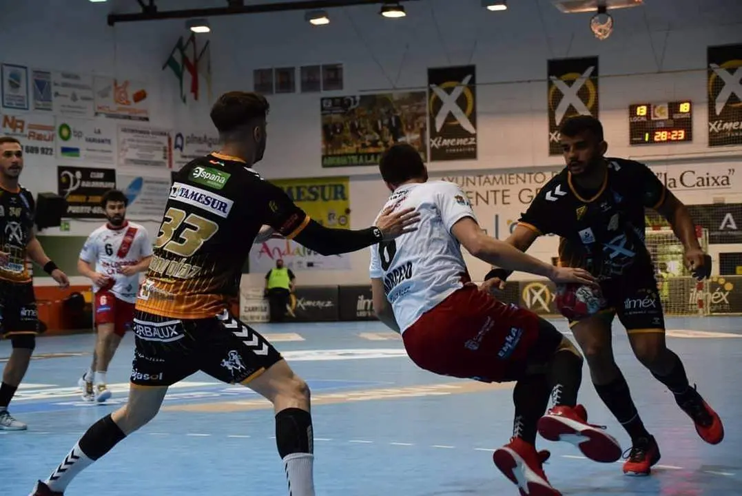 Imagen del partido entre &Aacute;ngel Xim&eacute;nez y BM Logro&ntilde;o - | &Aacute;ngel Xim&eacute;nez Puente Genil