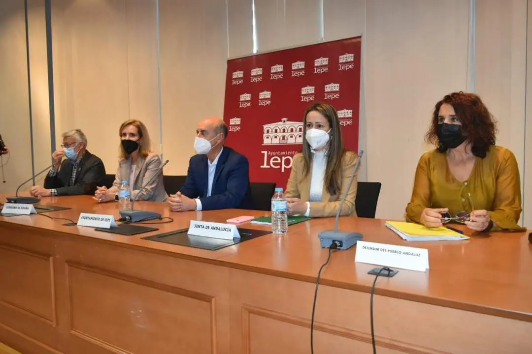 Presentaci&oacute;n del plan para acabar con los asentamientos en Lepe. - VH