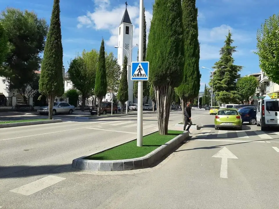 Avenida de Iberoam&eacute;rica.  - JJM