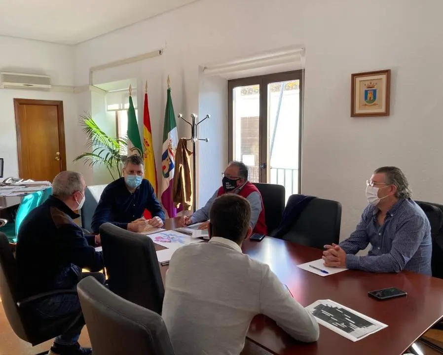 Reuni&oacute;n de los alcaldes. - A. I.