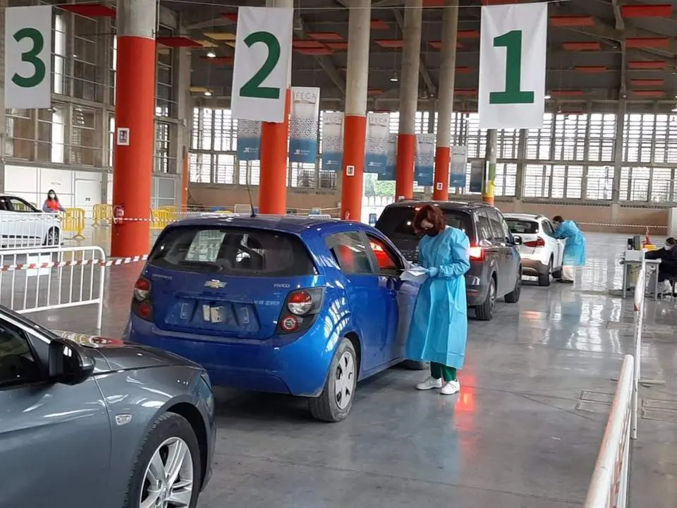 Punto de vacunaci&oacute;n en Ifeca en Jerez. - EP