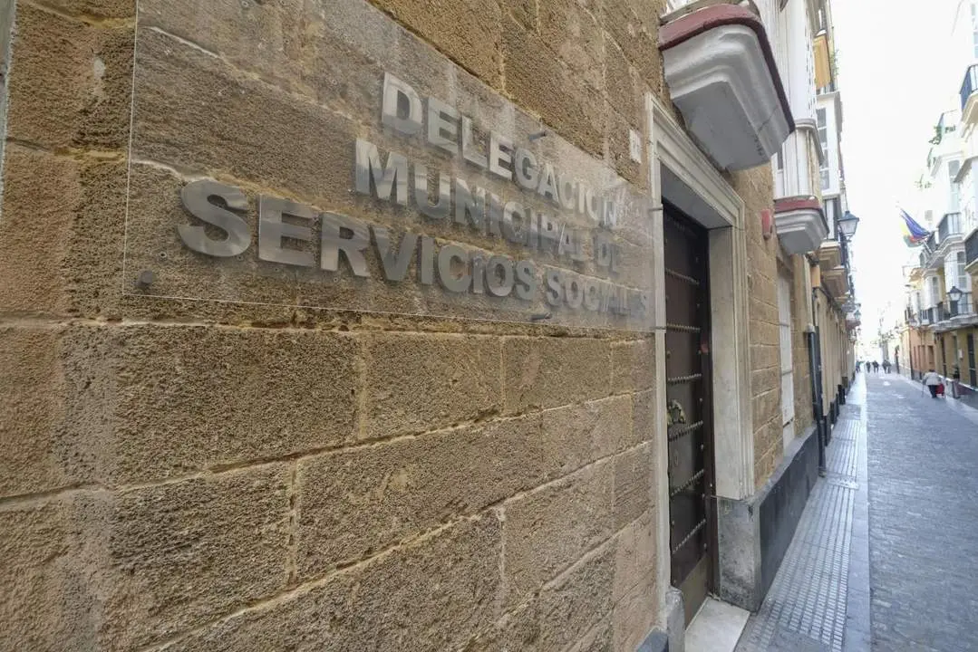 Delegaci&oacute;n de Asuntos Sociales en Isabel la Cat&oacute;lica. - Viva