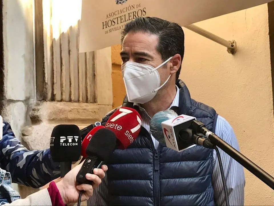 Antonio Luque, de la Asociaci&oacute;n de Hosteleros de Sevilla. - EP