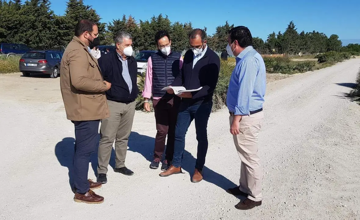 Puerta Verde de la Ruta Enotur&iacute;stica de la comarca en El Puerto. - viva