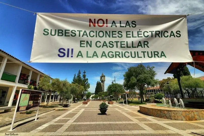 Pancarta contra las fotovoltaicas. - A. I.